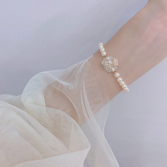 NEW 14K Gold Plated Pearl Diamond Rose Bracelet - Picture 3 of 5